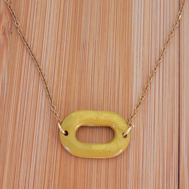 Collier chaîne dorée Mia vert anis irisé