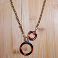 collier chaîne maillon dorée Anora et pampille anneau tortoise marron caramel