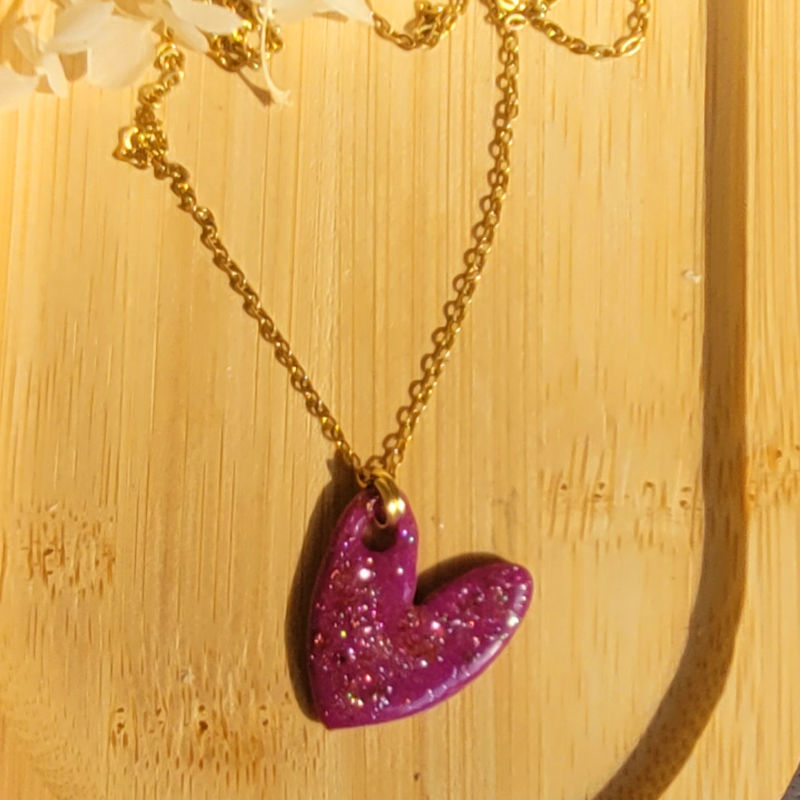 Collier Love chaine dorée violine pailleté rosé cuivré
