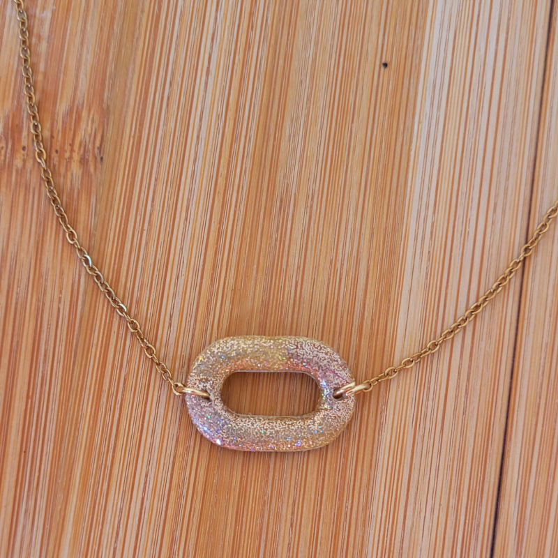 Collier Mia paillette dorée holographique