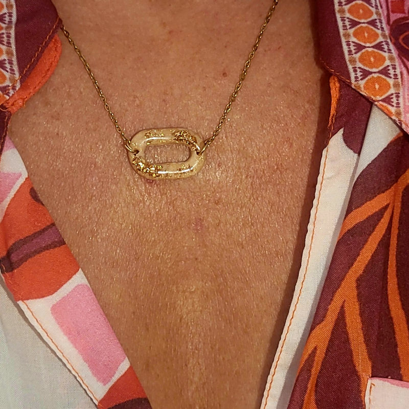 Collier chaîne doré Mia beige rosé feuille d'or rosé cuivré