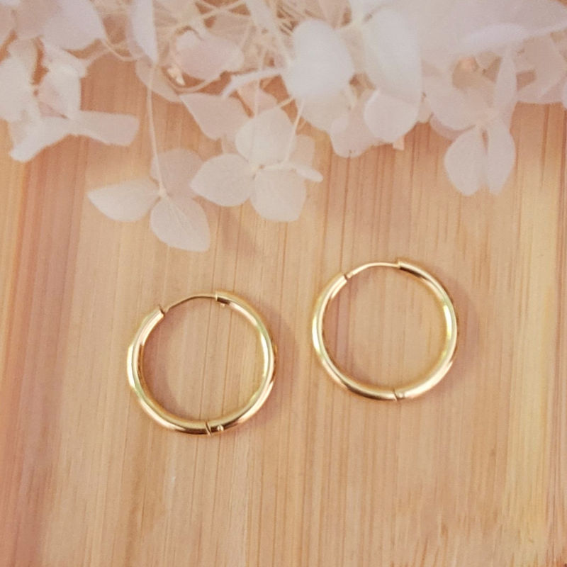 Boucles d'oreilles Créole dorée et pampille Bora marbré caramel blanc doré