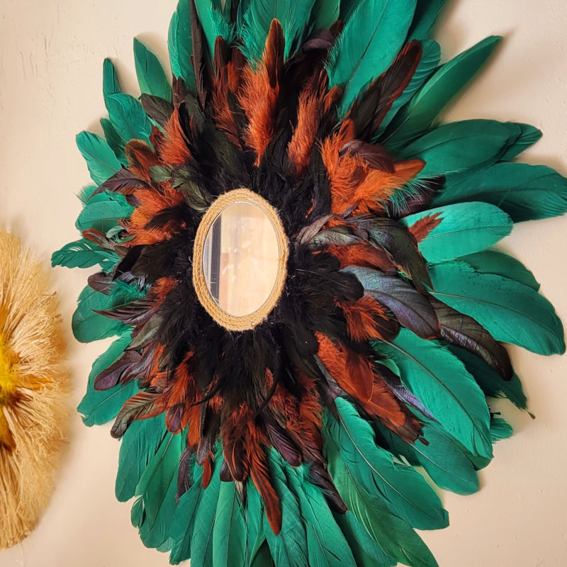 Jujuhat Emeraude avec miroir central en plume naturelle vert marron et noir