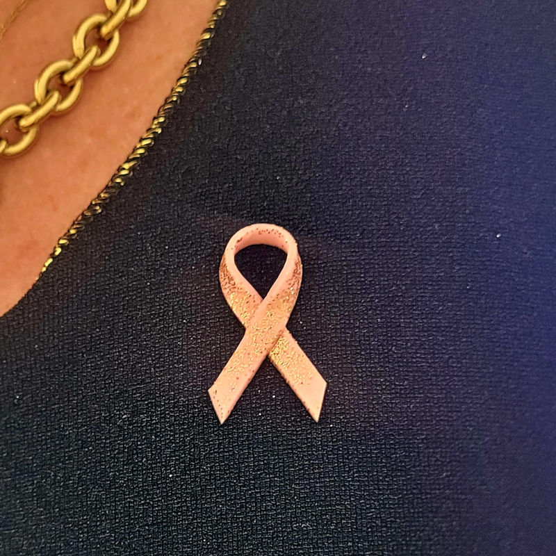 Pin's ruban rose pailleté rosé cuivré